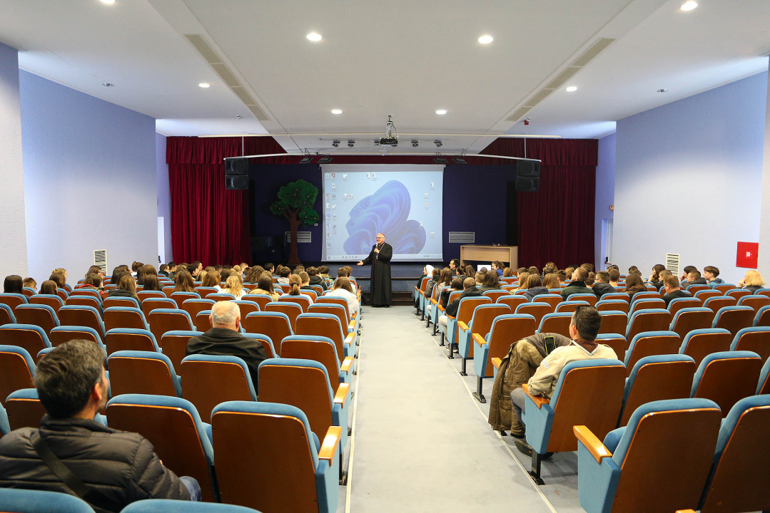 Održan susret krizmanika Gradskog dekanata Šibenske biskupije 