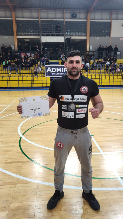 Šibenčani se s međunarodnog natjecanja vratili s hrpom medalja, a proglašeni su i najboljom ekipom