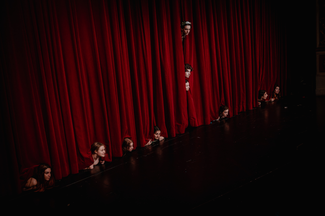 Fenomenalna predstava dramskog studija Ivana Jelić: ‘Repertoar’ traži granicu umjetnosti i profita