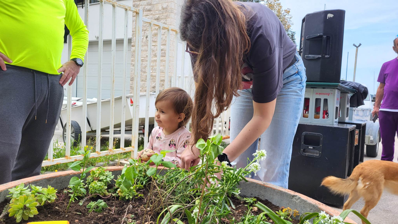 Pridružite se volonterskoj akciji, uređenju 'Robertinog parka' u blizini OŠ Juraj Dalmatinac