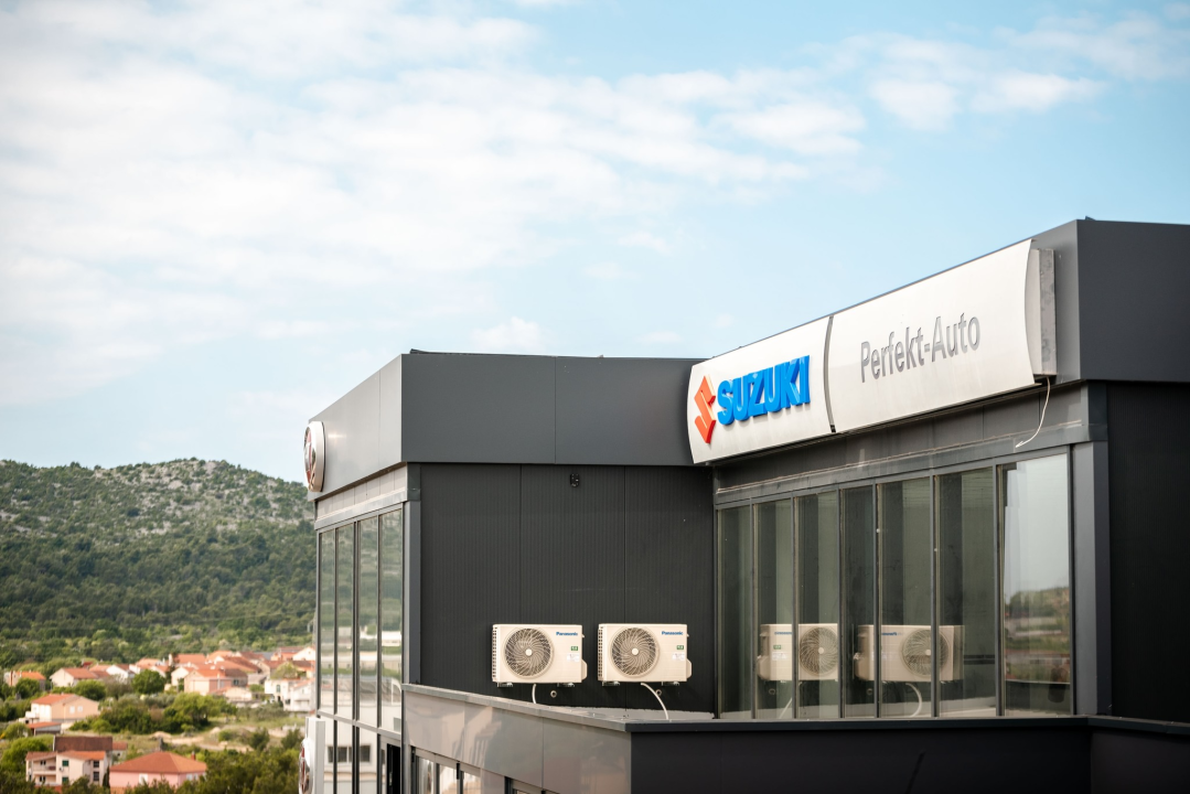 U Bilicama otvoren novi prodajno izložbeni salon SUZUKI: 'Japanska kvaliteta dolazi do izražaja' 