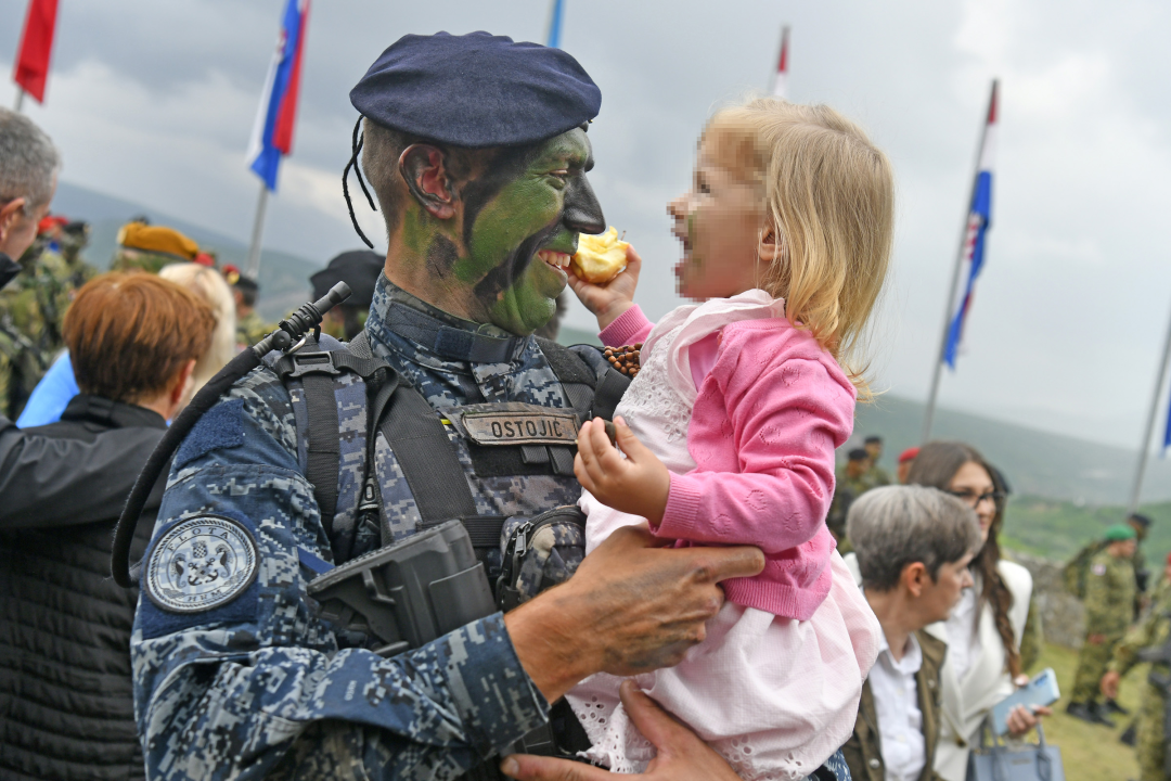  Svečanost na Kninskoj tvrđavi: Polaznicima obuke Središta za razvoj vođa uručene diplome 
