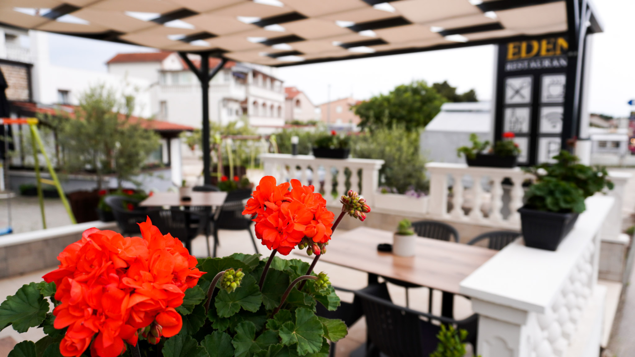 Fleka Expert pobrinut će se da vaše rublje bude čisto i opeglano!  