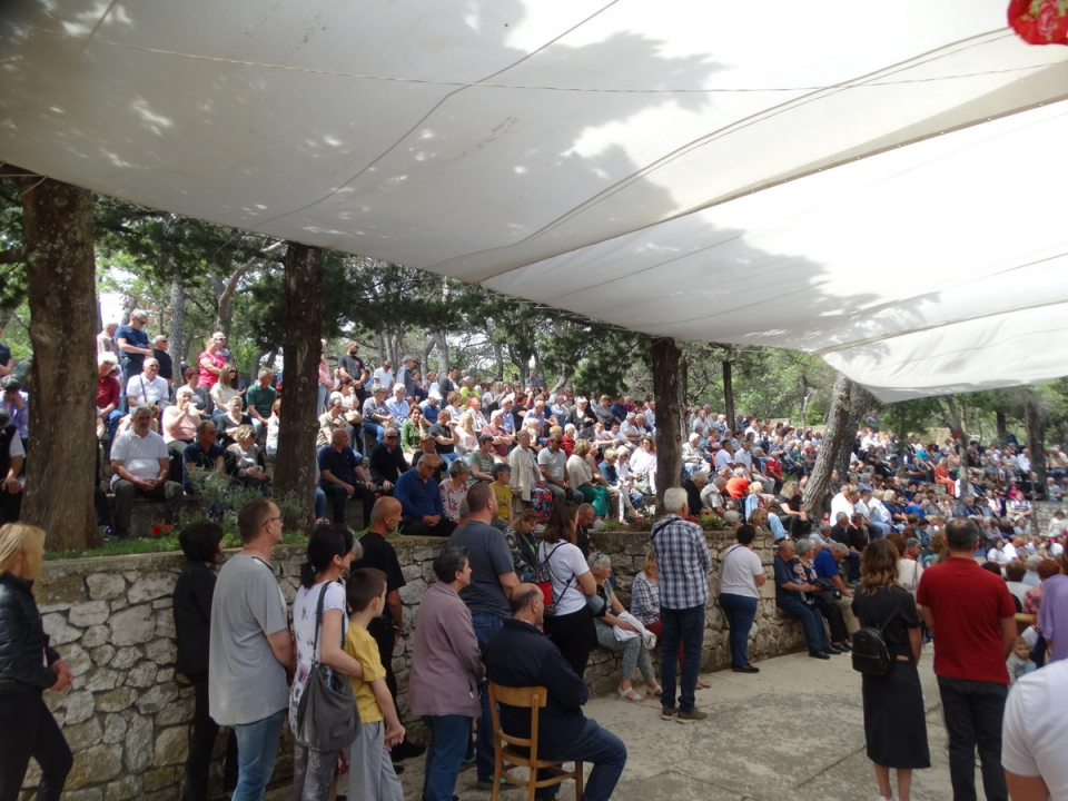 U Tisnom proslavljen blagdan Gospe od Karavaja