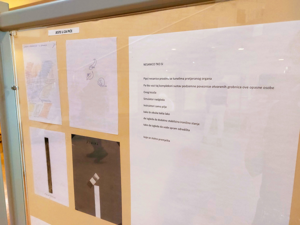 U knjižnici otvorena izložba stihova i crteža Vladimira Slavičeka