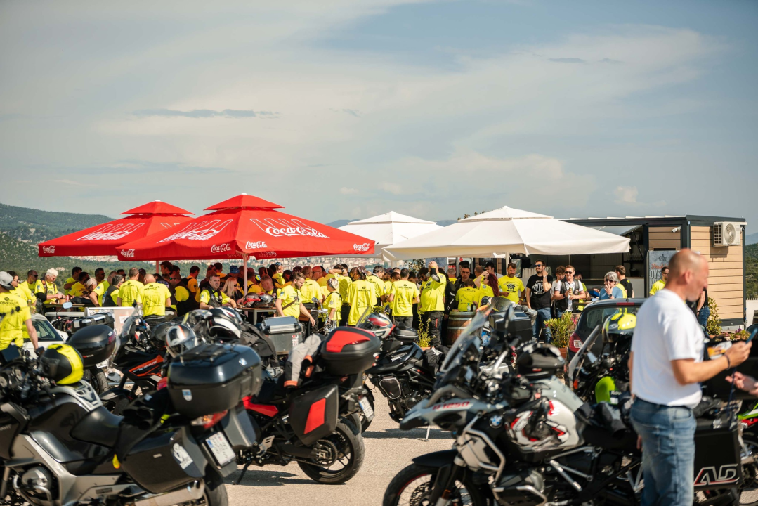 Motoristi na Šibenskom mostu: Voze od Pule do Dubrovnika i prikupljaju sredstva za bolesnu djecu