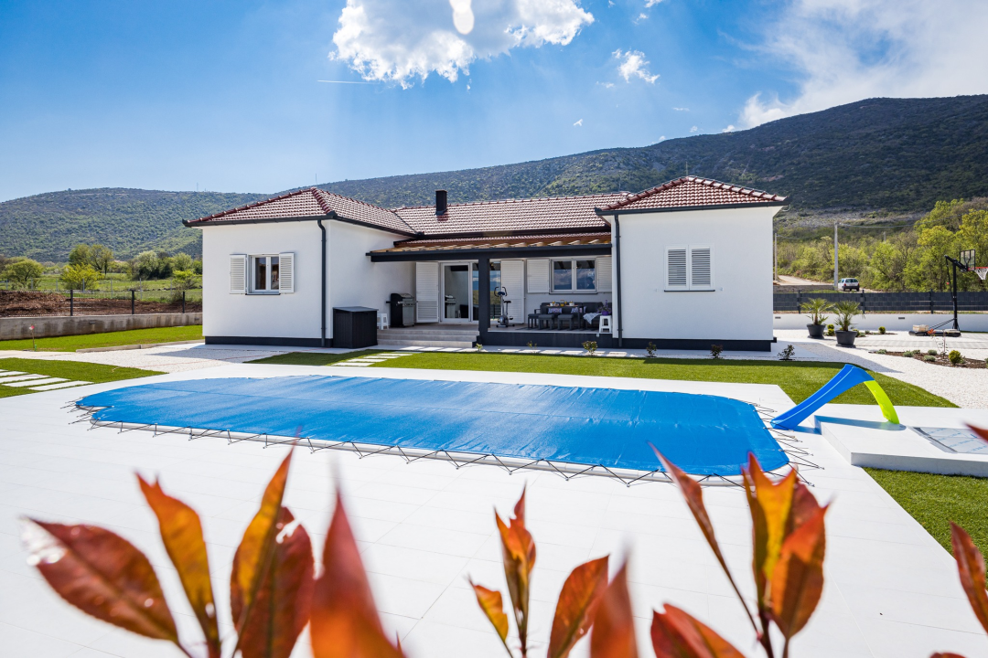 Obratite se agenciji Dalmatian Towns i popunite svoj apartman cijelu sezonu!