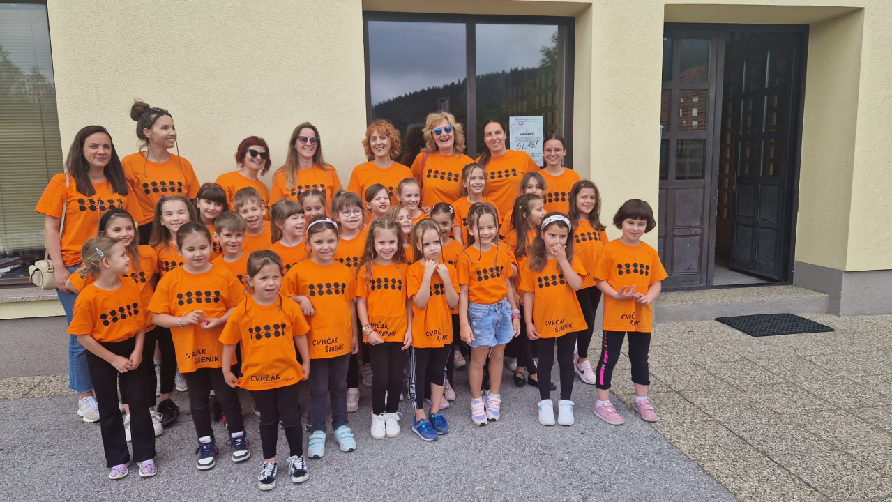 Najmlađi šibenski pjevači 'Cvrčci' nastupili na smotri dječjih zborova u Ravnoj Gori