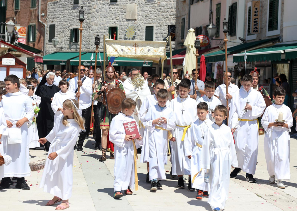 Svetkovina Tijelova u Vodicama 