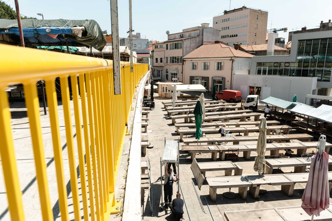 Šibenska pijaca: Žuta ograda zamijenila oronuli zid