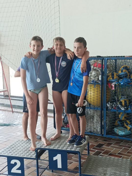 'Žetva' medalja za plivačice i plivače šibenskog 'Mora' na Regionalnim prvenstvima u Splitu