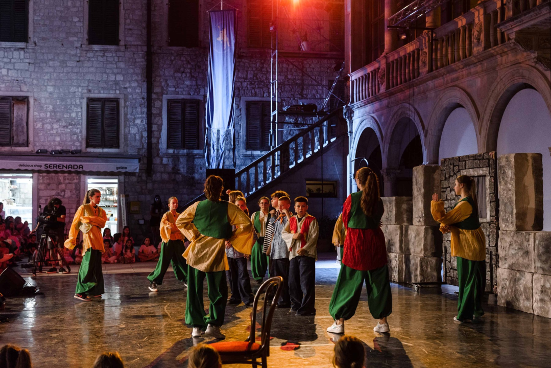 Ribar Palunko, a i žena mu, otvorit će u subotu 63. MDF: Generalna proba prošla u najboljem redu