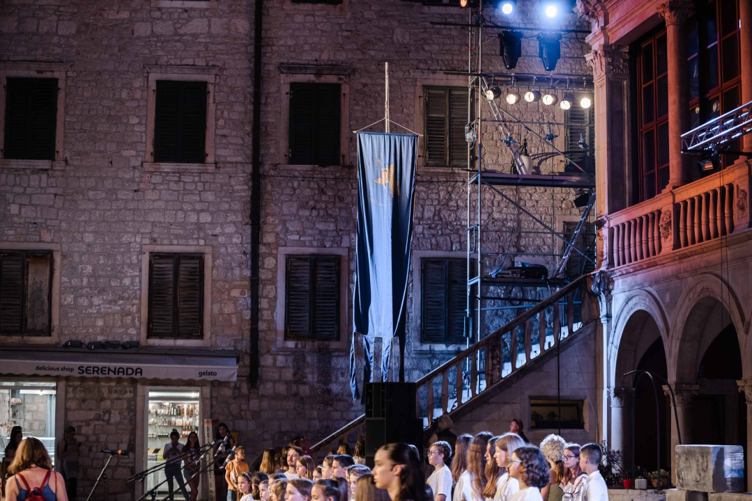 Ribar Palunko, a i žena mu, otvorit će u subotu 63. MDF: Generalna proba prošla u najboljem redu