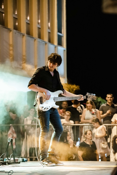 Šibenska noć napunila ulice ljudima koje je rasplesao bend Silente!