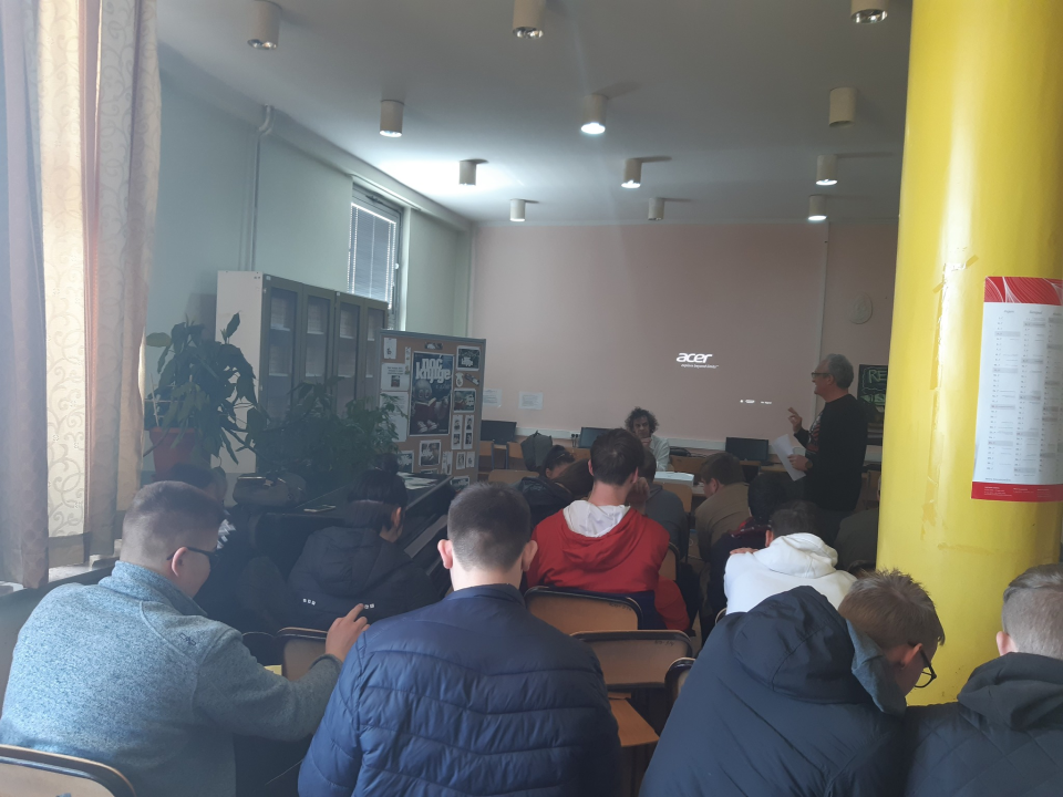 Udruga „ZvoniMir“ započela je sa provođenjem projekta „Ovisni jedni o drugima“