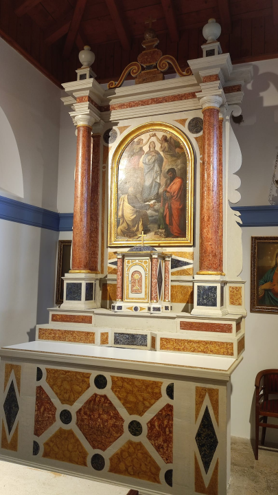 Obnovljen oltar u crkvi sv. Petra na Kapriju