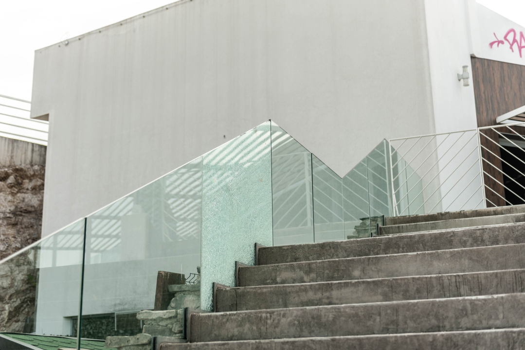 Đir po Banju usred sezone: Dio je saniran, ali i dalje nije na razini pristojne gradske plaže