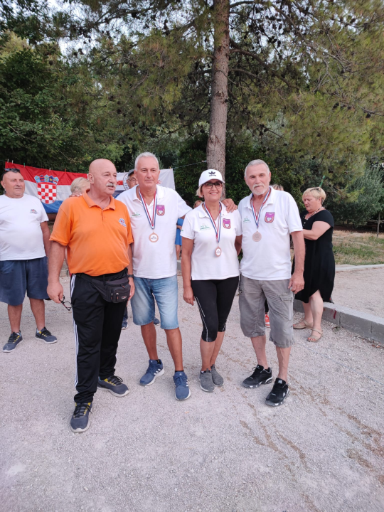 Ozren Mandić, Ida Čekić i Krešimir Ivančević iz PK Dalmatino državni prvaci u petanquama mix triplette  