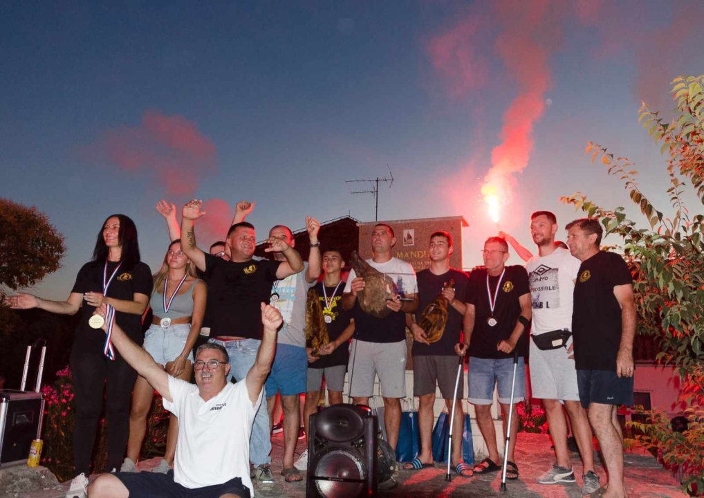 U Rupama održana utrka karića, a nakon toga i fešta