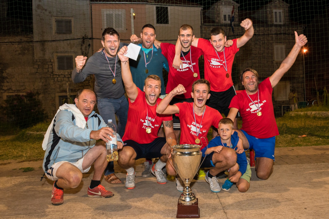 U Zlarinu je tradicionalno održan turnir 'Fingac', slavila ekipa Zogulini