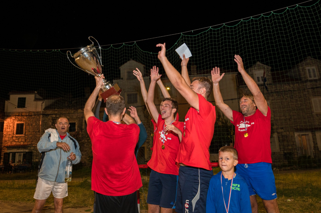 U Zlarinu je tradicionalno održan turnir 'Fingac', slavila ekipa Zogulini