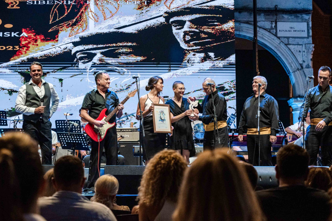 Duplo slavlje za Nenu Belana, Đanija Stipanićeva i Klapu More na Šansoni