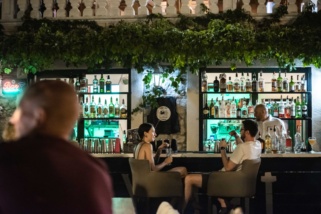 Rock'n'roll, finger food i kokteli: Stray Cat mjesto je koje morate posjetiti! 