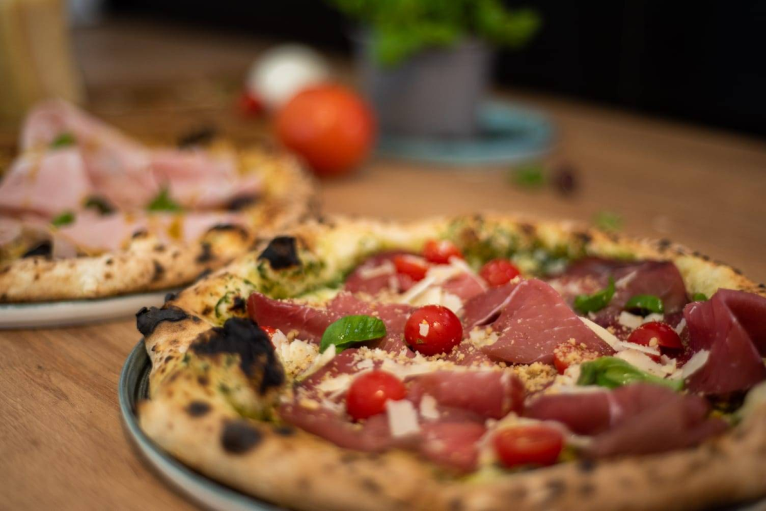 Victoria je hram vrhunskih jela, a vrijeme je da isprobate pizzu kuće! 