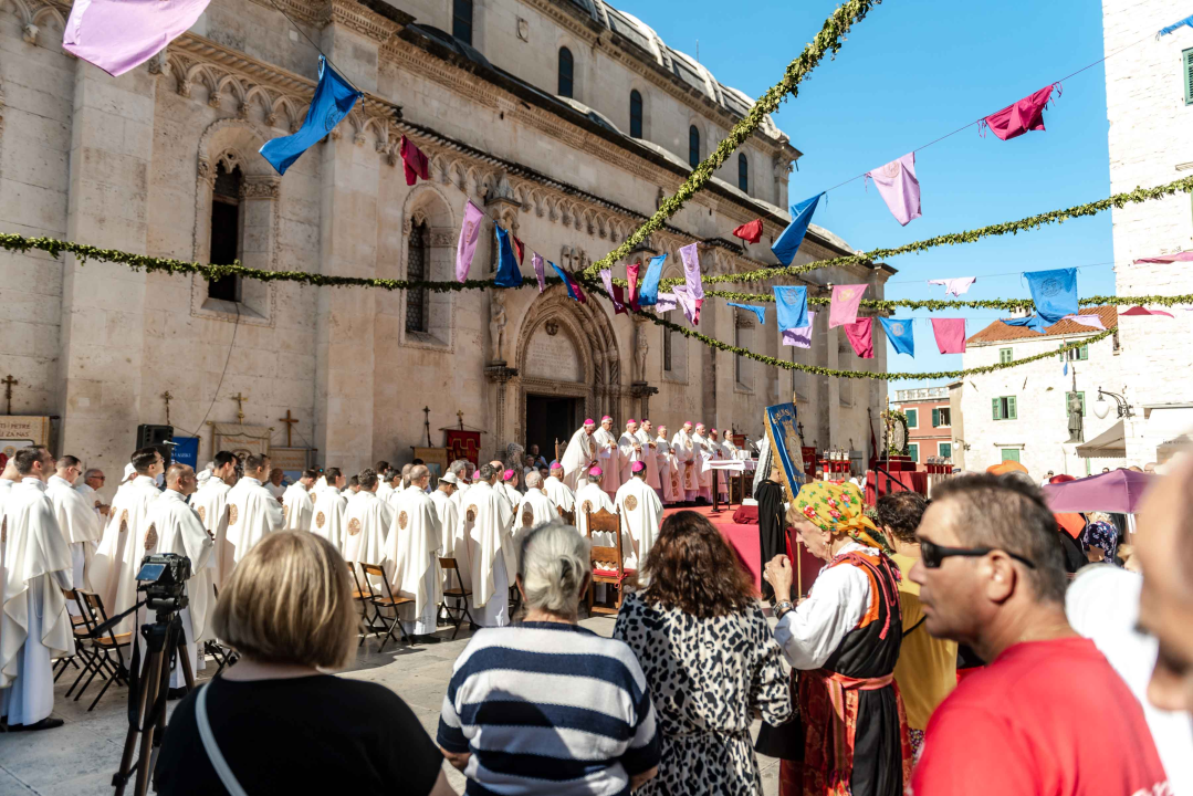 Misom i procesijom obilježen Dan grada i blagdan sv. Mihovila