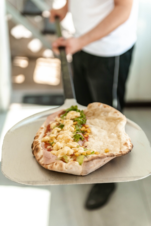 Naručite slasne pizze i sendviče Food Studija po najpovoljnijim cijenama! 