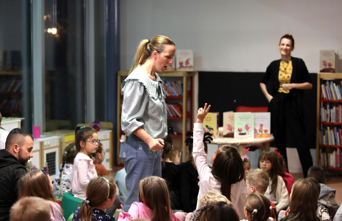 Puna knjižnica djece na ‘Bljakavoj pričaonici s Mrljekom, Prljekom i Jelenom Pervan’