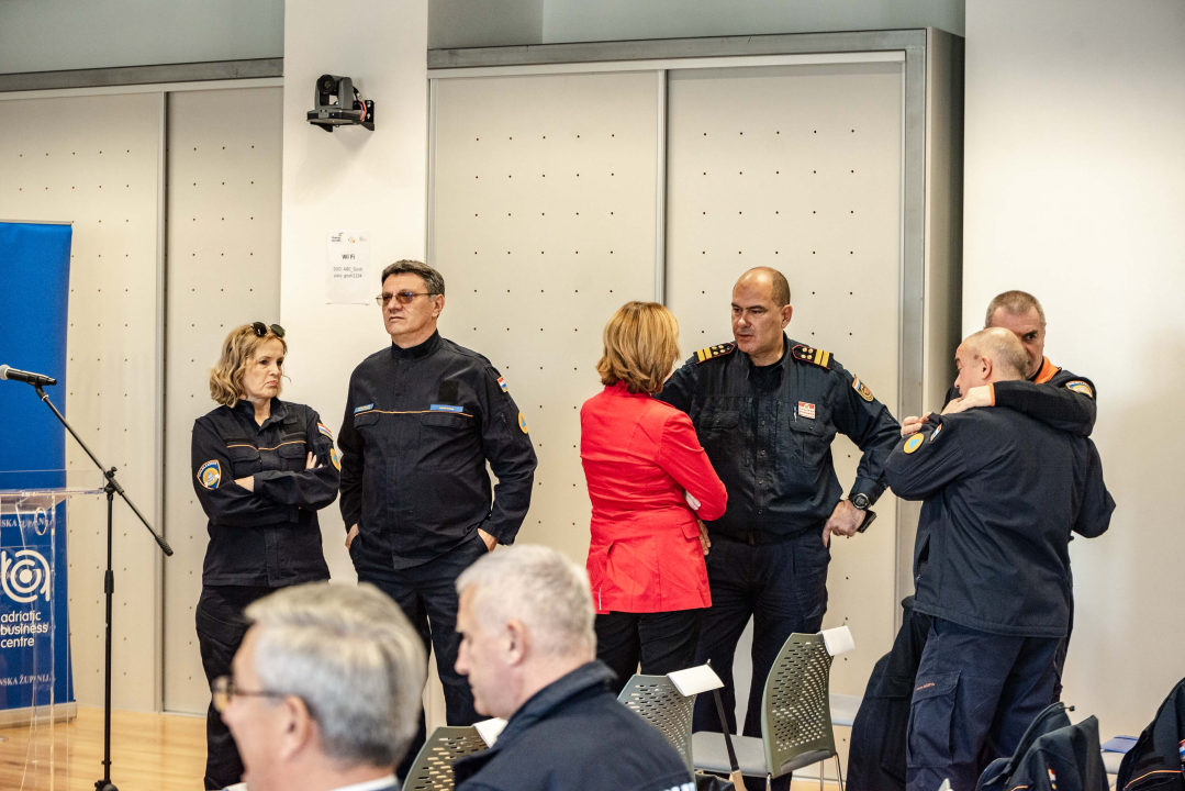 Šibensko-kninska županija oslobođena od mina, župan Jelić: 'S ovim činom smo upravo završili rat' 