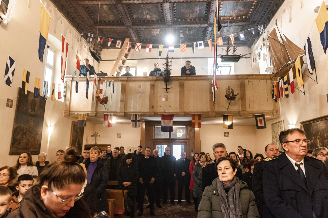 Blagdan sv. Nikole biskupa tradicionalno se slavi u svečevoj crkvi u Šibeniku