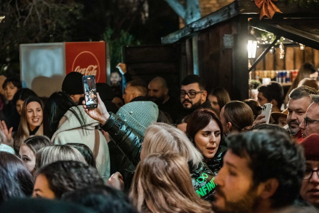 Pogledajte kako se zabavljalo na Šušuru uz Magazin, a za večeras Fenixi najavljuju provod na rivi!