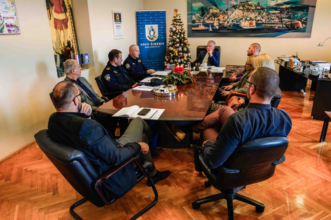 Održana sjednica Odbora za prevenciju kriminaliteta u Šibeniku: 'Živimo u sigurnom gradu'