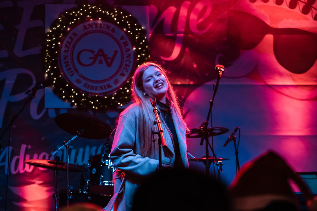 Gimnazijalci napravili odličnu atmosferu na Adventuri