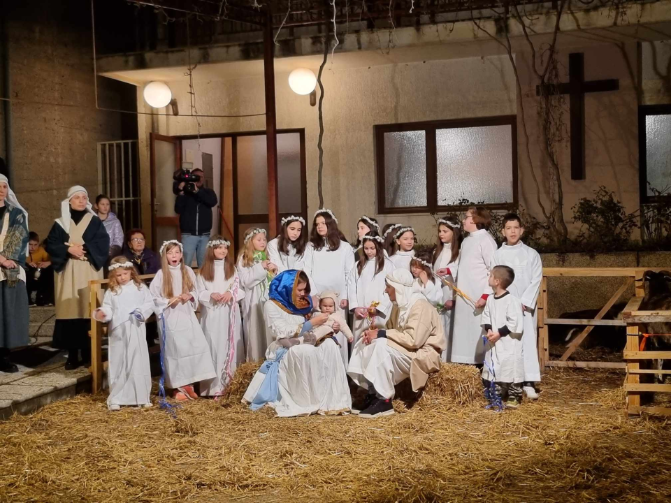 Župljani Vidika uprizorili žive jaslice, sugrađani oduševljeni 