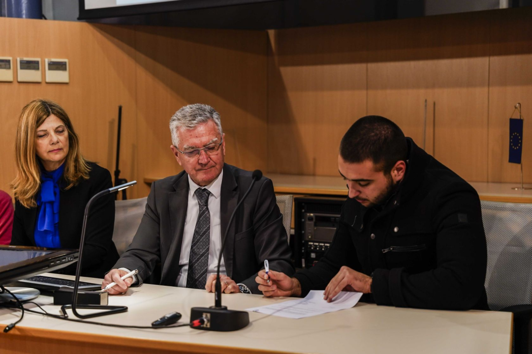 Šibenskim studentima dodijeljeni ugovori o stipendiranju: 'Želimo vam da se nakon studija većina vas vrati u Šibenik'