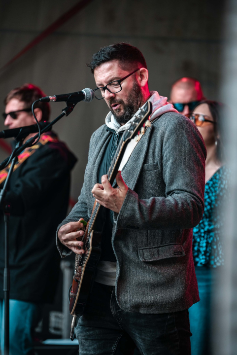 'Jedinstveni spoj starosti i neiskustva': Teke Yeke rasplesali sve u Parkiću 