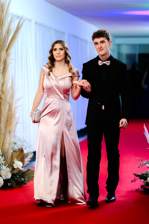 Zavirite na blještavi maturalni ples Ekonomske škole Šibenik (1)