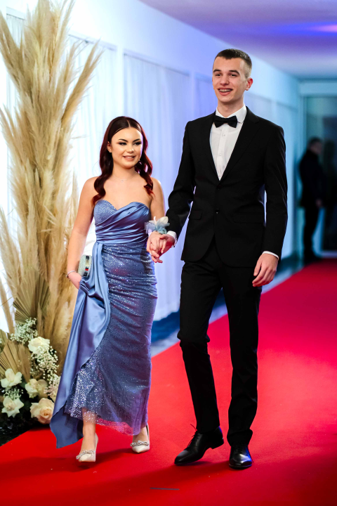 Zavirite na blještavi maturalni ples Ekonomske škole Šibenik (2)