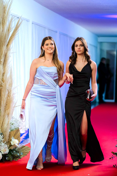 Zavirite na blještavi maturalni ples Ekonomske škole Šibenik (2)