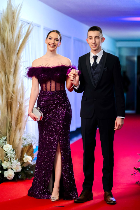 Zavirite na blještavi maturalni ples Ekonomske škole Šibenik (2)