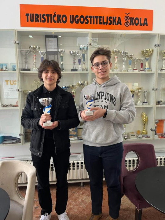 Veliki uspjeh Turističko-ugostiteljske škole Šibenik na 'Badel barmen junior cupu' 