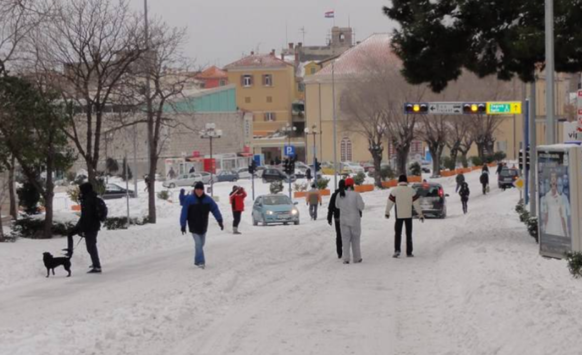 Sjednite na sunce na kavu i pogledajte kako nas je Gabor zameo prije 12 godina