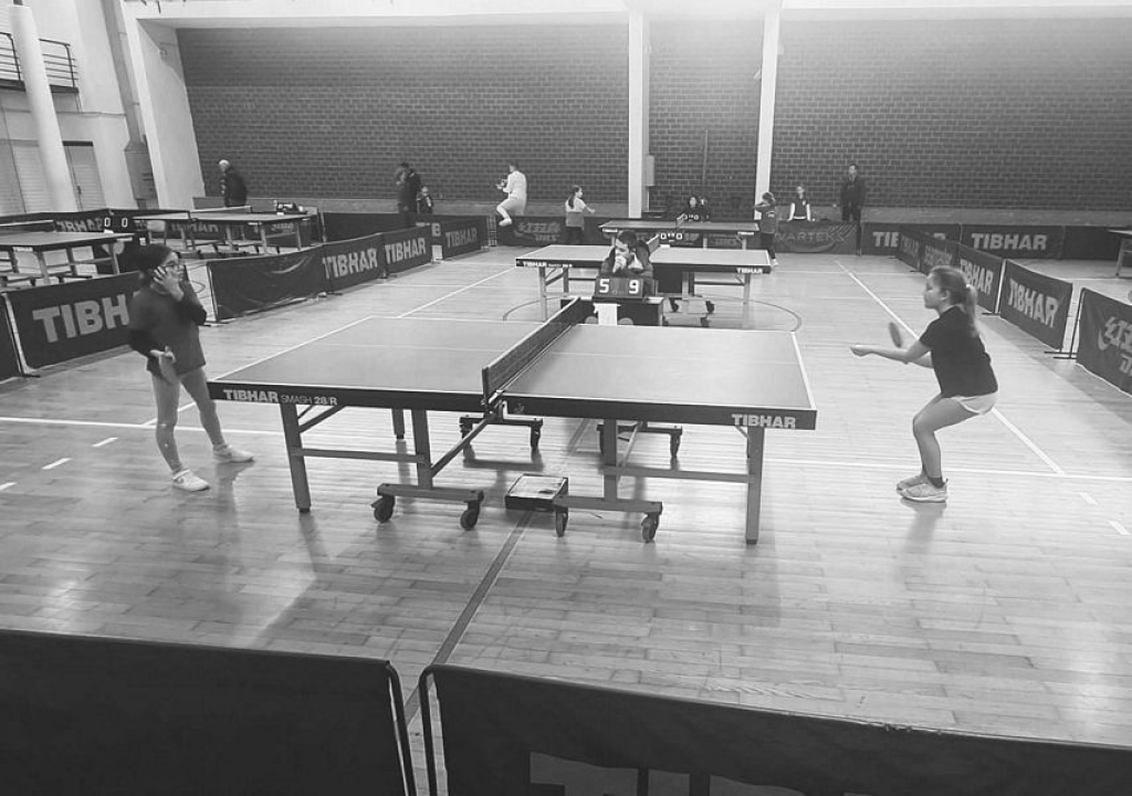 Mladi šibenski stolnotenisači ‘projurili’ otokom Pagom 