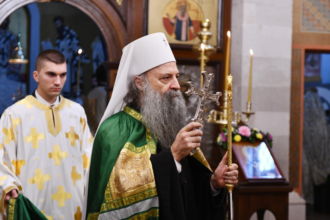 Patrijarh srpski Porfirije služio misu u crkvi Uspenja Bogomatere u Šibeniku