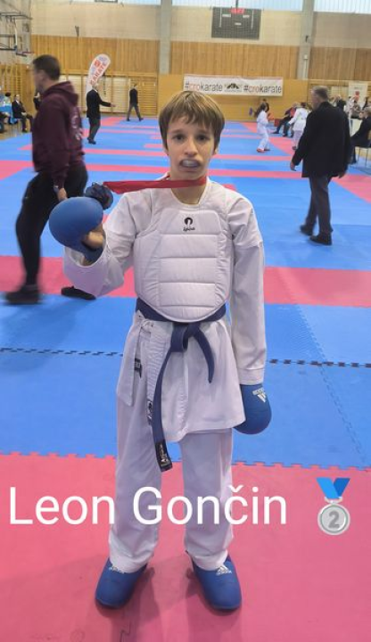 Još jedan dojmljiv nastup karataša Šibenika 1066: Iz Ivanić Grada se vratili s osam medalja