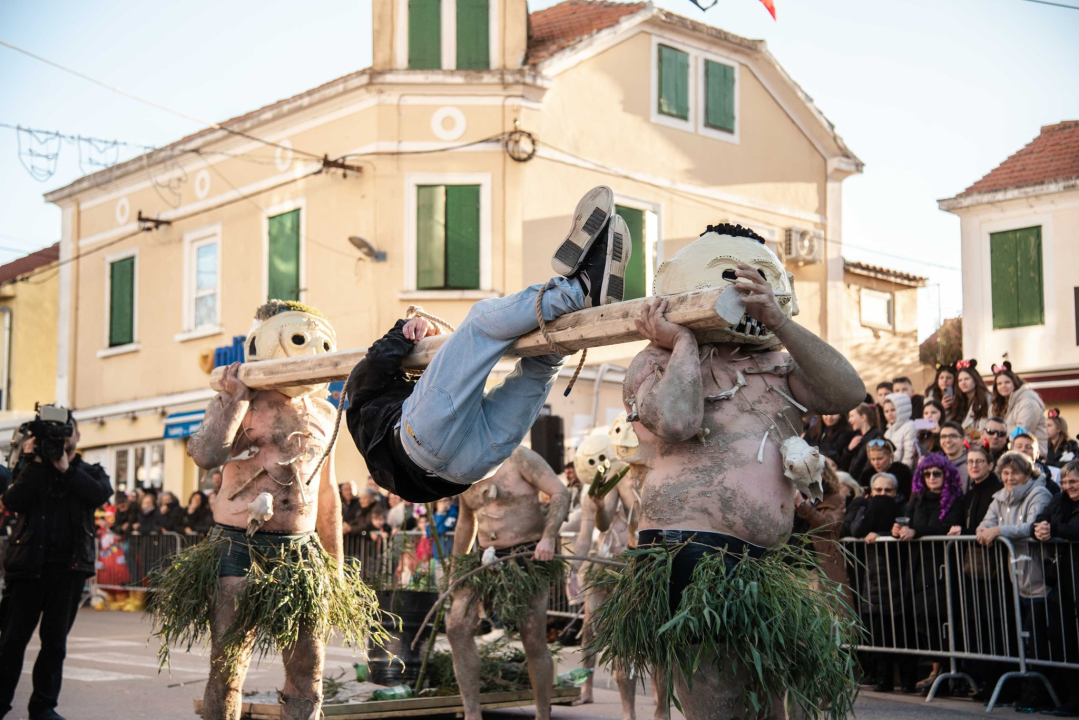  FOTOGALERIJA (2) Aleksandra Prijović nastupila na Murteru, tamo zabrana nije bilo