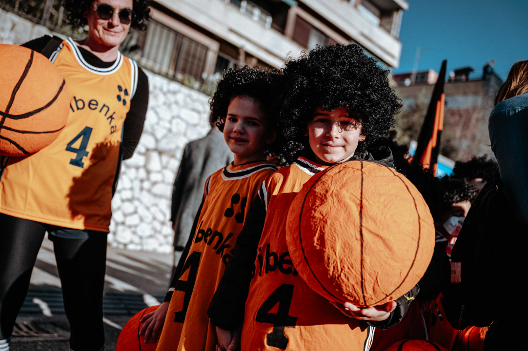 Maškarana povorka prošla kroz grad (1. dio): Najbolja maska Lego, najprovokativnija Oko sokolovo  